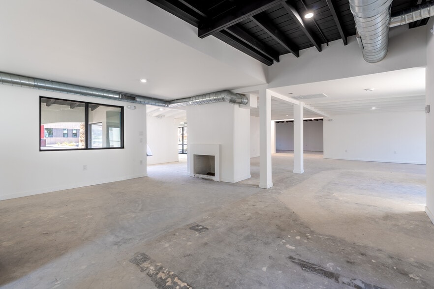 More Photos Of 4445 N 24th St, Phoenix Loft Creative Space For Sale