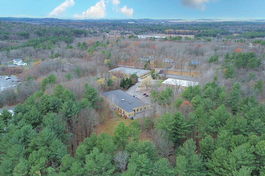 More Photos Of 11 Beaver Brook Rd, Littleton Light Manufacturing For Lease