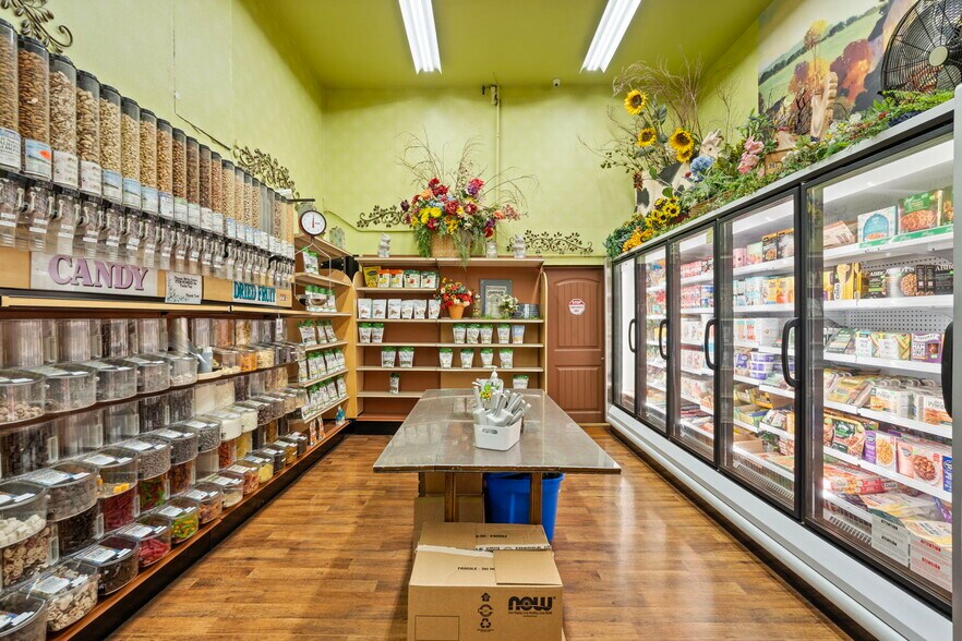 More Photos Of 12249 San Pablo Ave, Richmond Storefront For Sale