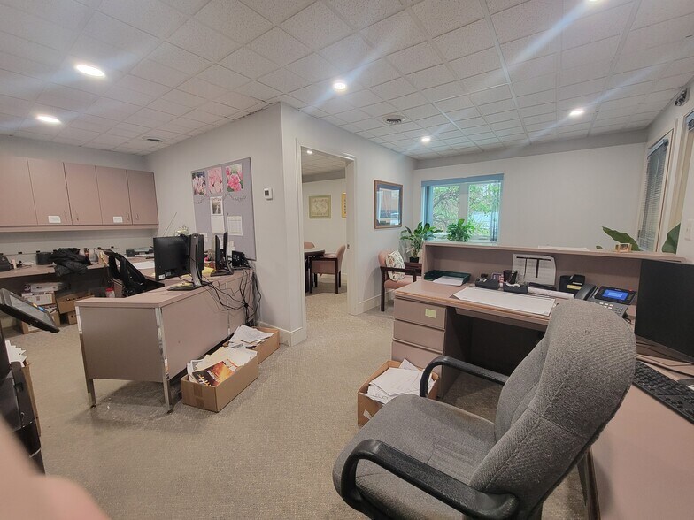 More Photos Of 683 Main St, Norwell Loft Creative Space For Lease