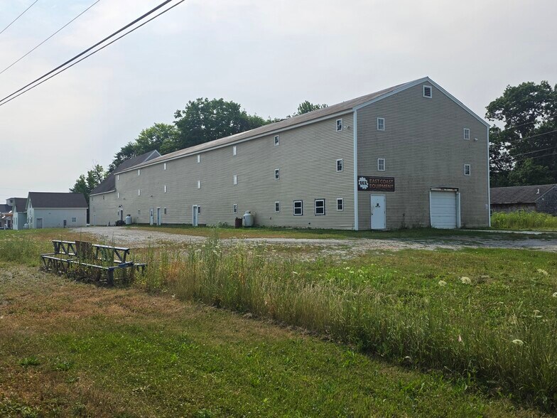 More Photos Of 1642 Atlantic Hwy, Warren Apartments For Sale