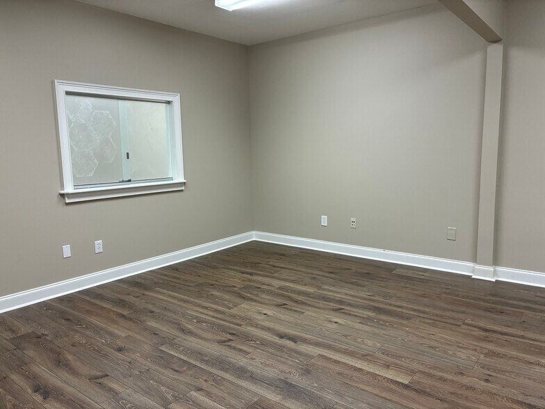 More Photos Of 965 Piedmont Rd NE, Marietta Office For Lease