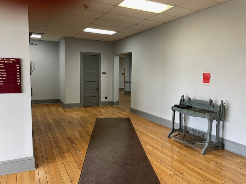 More Photos Of 114 Pearl St, Port Chester Light Distribution For Lease