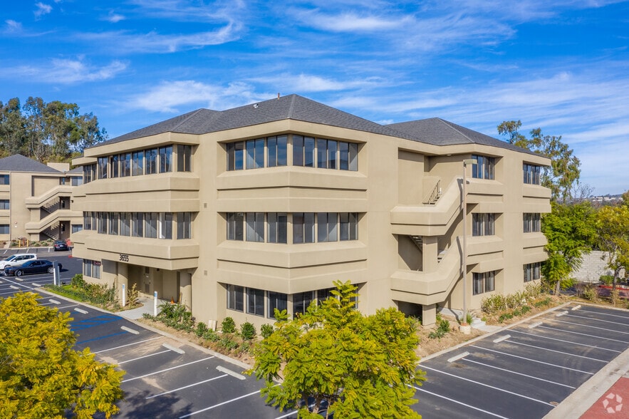 More Photos Of 3655 Ruffin Rd, San Diego Office For Lease