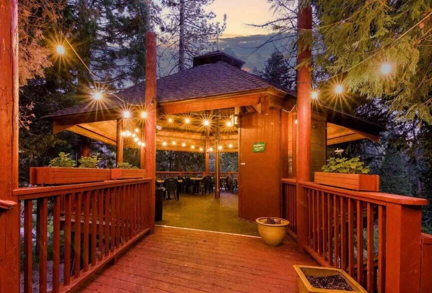 More Photos Of 31880 State Highway 108, Strawberry Hotel For Sale