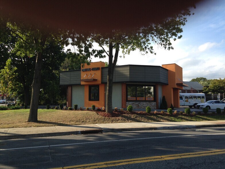 More Photos Of 24 Tarrytown Rd, White Plains Restaurant For Lease