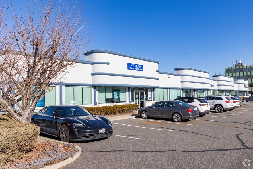 Primary Photo Of 4155 Veterans Memorial Hwy, Ronkonkoma Office For Lease