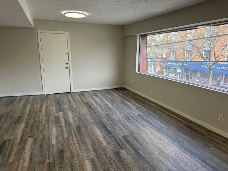 More Photos Of 7809 Old Georgetown Rd, Bethesda Office For Lease