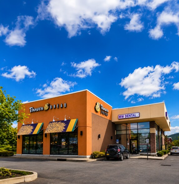 More Photos Of 215 Larkin Dr, Monroe Freestanding For Lease