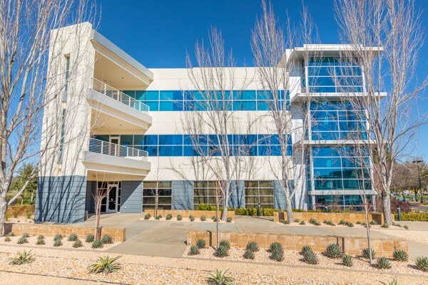 More Photos Of 8890 Cal Center Dr, Sacramento Office For Lease