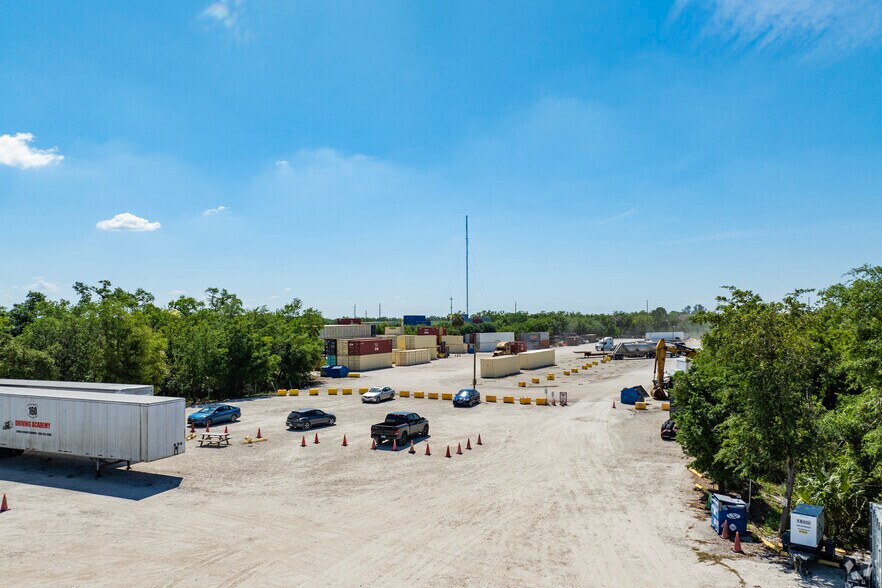 More Photos Of 4810 S 12th Ave, Tampa Land For Lease