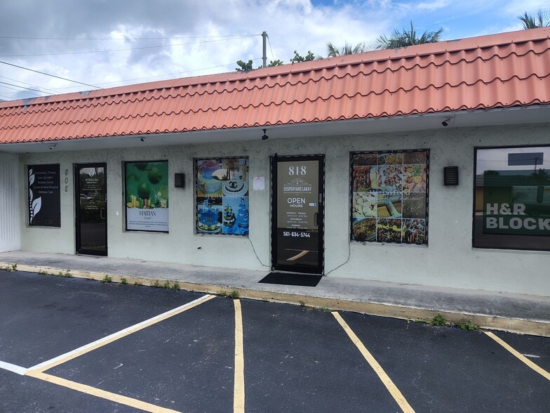 More Photos Of 808-878 East Coast Ave, Lake Worth Storefront Retail Residential For Lease