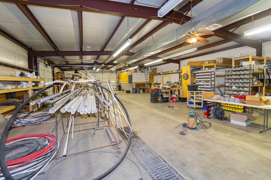 More Photos Of 1919 W Central Ave, El Dorado Warehouse For Sale