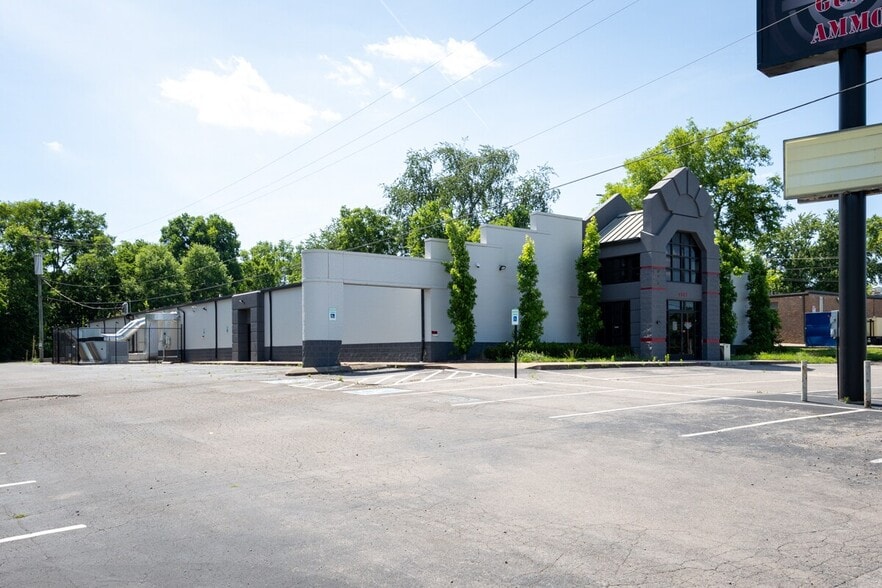 More Photos Of 4803 Old Hickory Blvd, Hermitage Freestanding For Lease