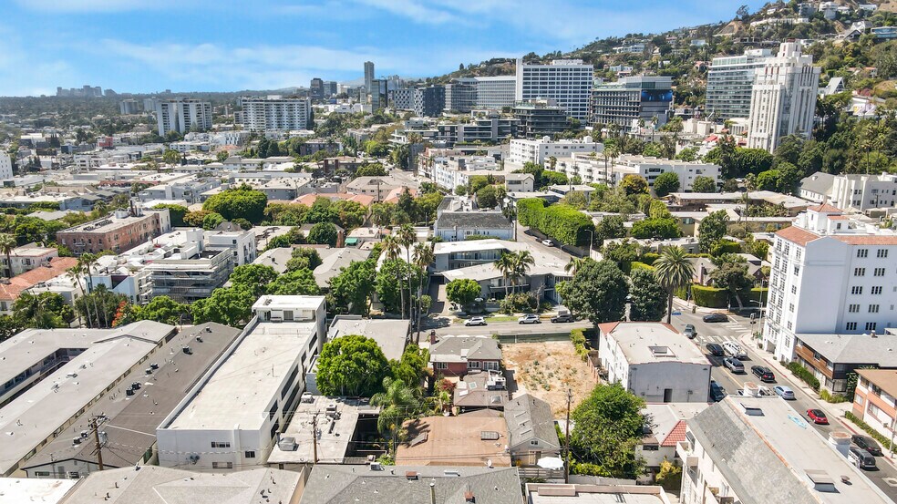 More Photos Of 1276 N Sweetzer Ave, West Hollywood Apartments For Sale