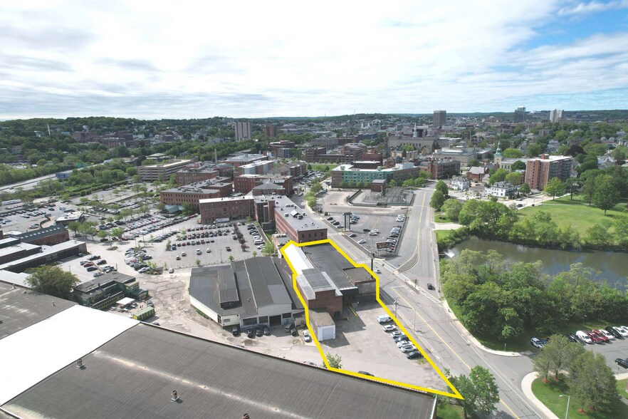 Primary Photo Of 112 Grove St, Worcester Showroom For Lease