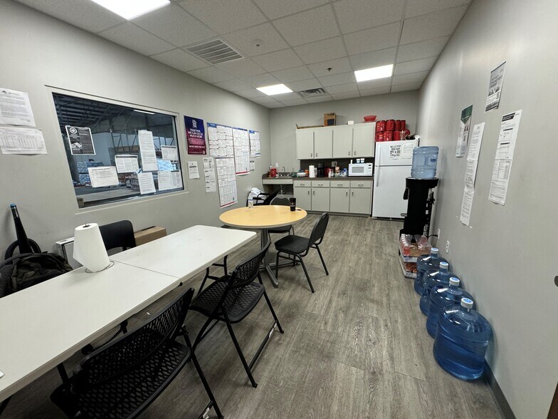 More Photos Of 10049 Reiger Rd, Baton Rouge Office For Lease