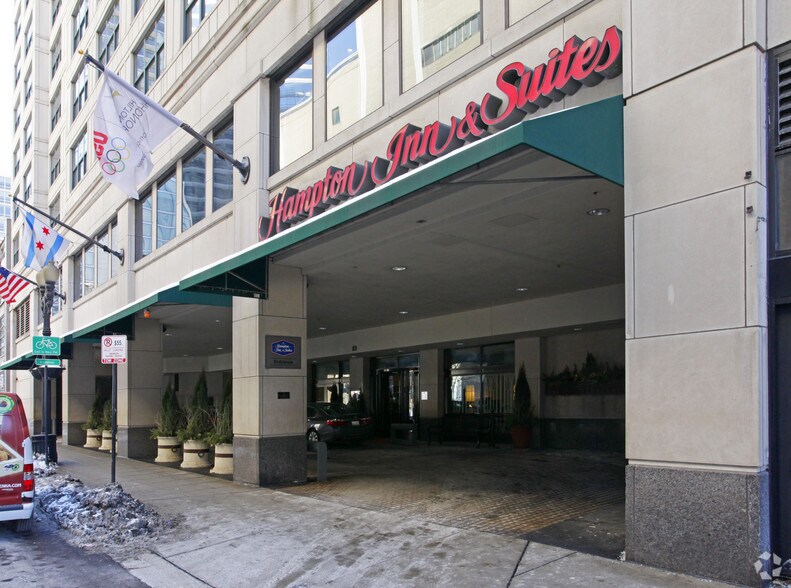 More Photos Of 27-33 W Illinois St, Chicago Hotel For Lease