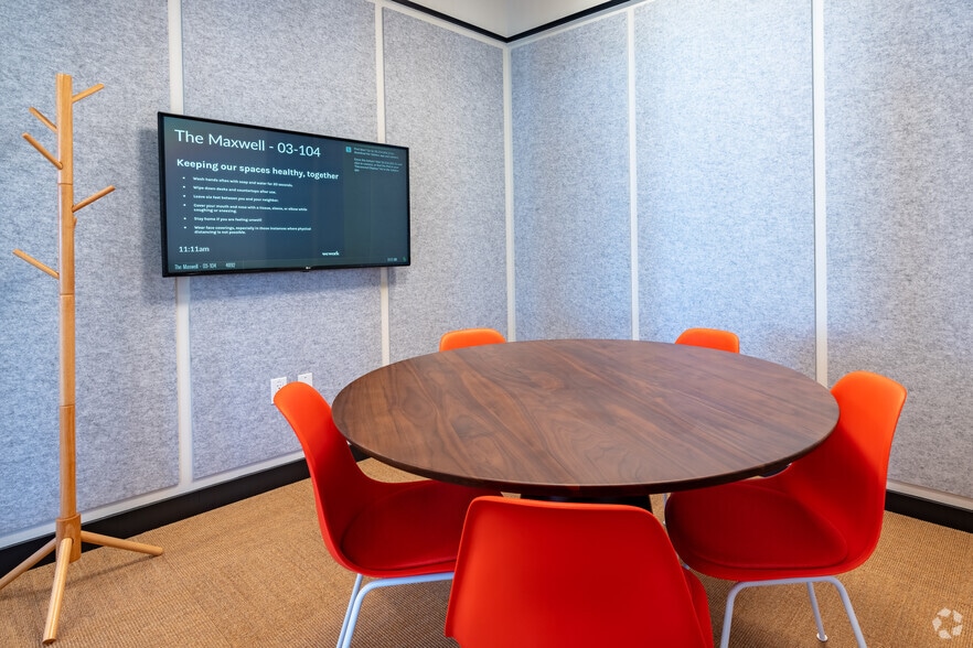 More Photos Of 1019 E 4th Pl, Los Angeles Loft Creative Space For Lease