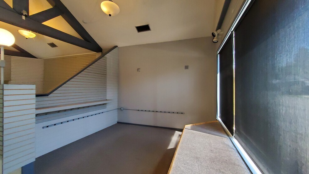 More Photos Of 1123 E Sherman Ave, Coeur d'Alene Freestanding For Lease