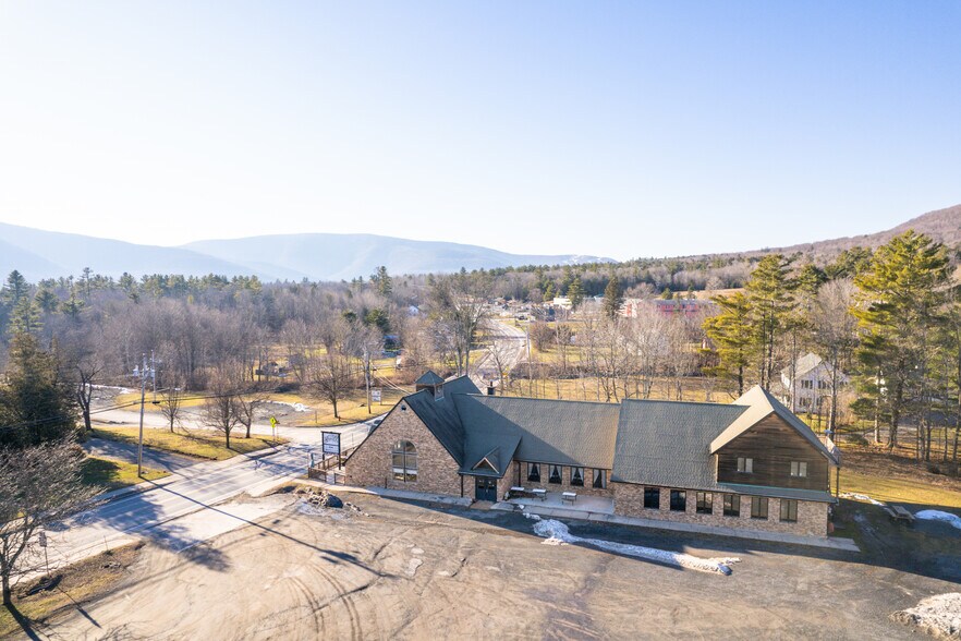 More Photos Of 6254 Main St, Tannersville Restaurant For Sale