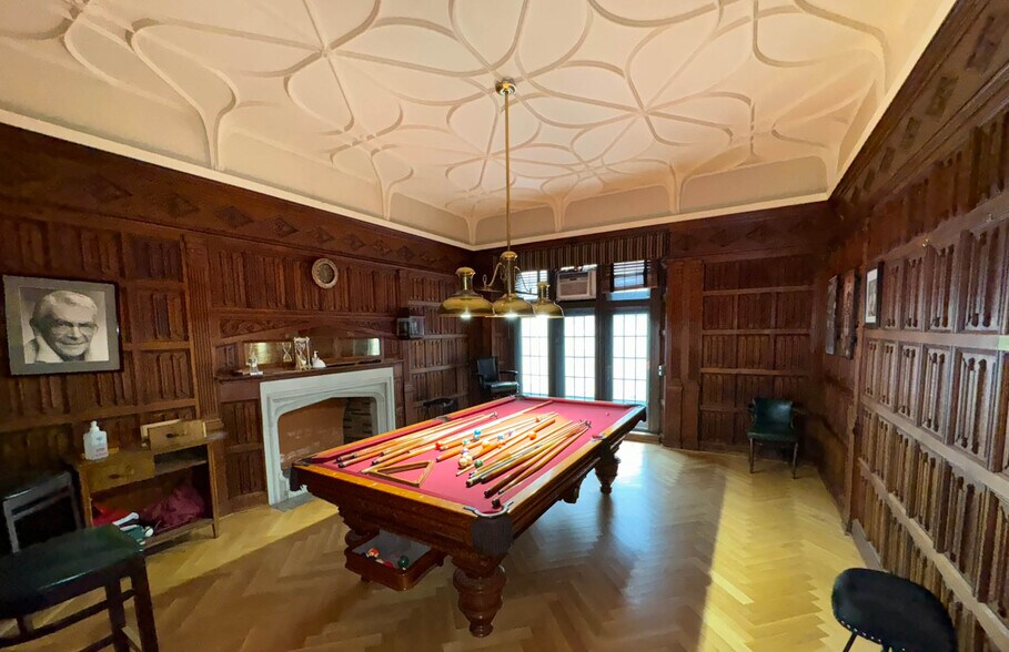 More Photos Of 57 E 55th St, New York Lodge Meeting Hall For Sale