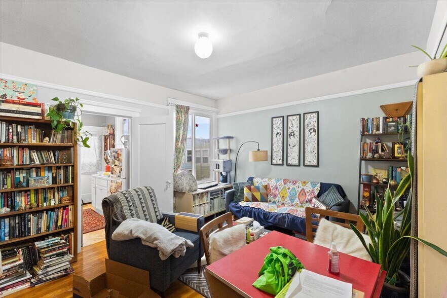 More Photos Of 2835 Anza St, San Francisco Apartments For Sale