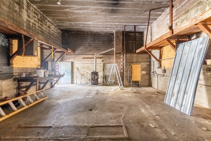 More Photos Of 225 W 89th St, Chicago Truck Terminal For Lease