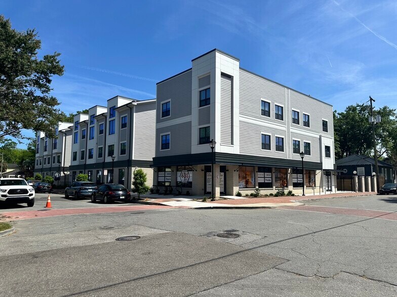 More Photos Of 601 E 39th St, Savannah Freestanding For Lease