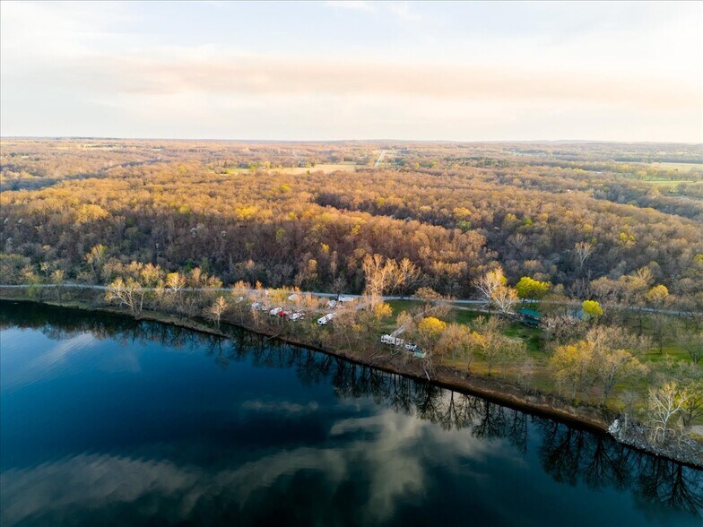 More Photos Of 9596 N 447 Rd, Spavinaw Trailer Camper Park For Sale