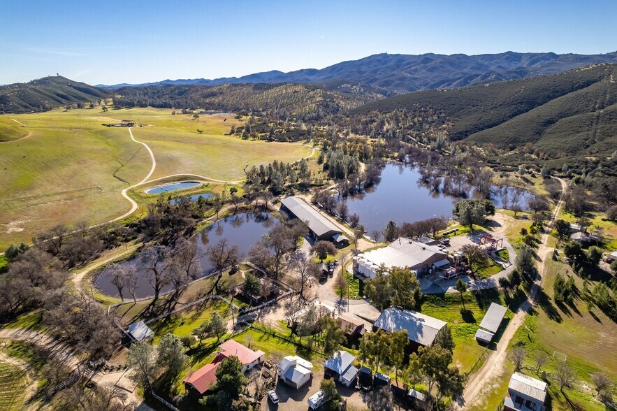 More Photos Of 535 Calf Canyon Hwy, Creston Winery Vineyard For Sale