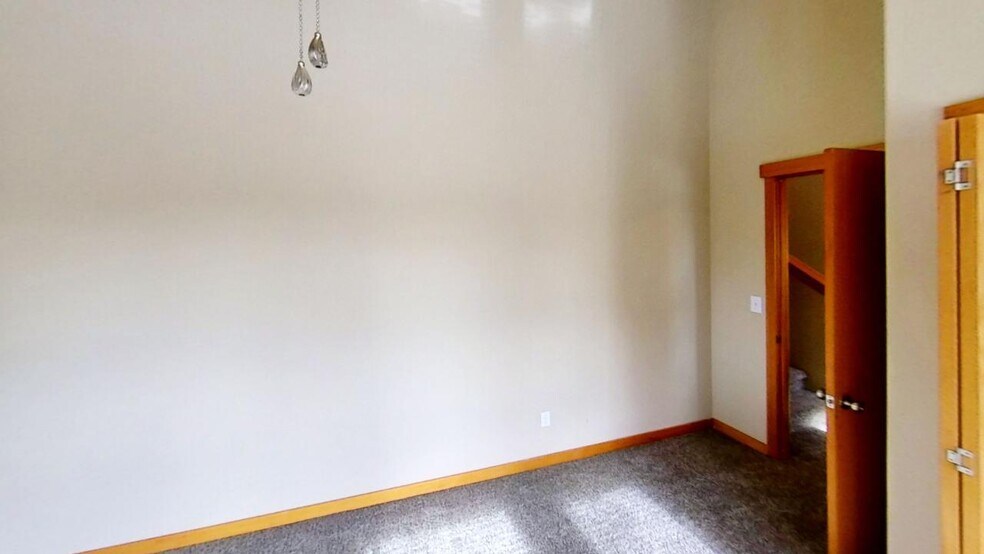 More Photos Of 1954 Willard Ave, Ferndale Apartments For Sale