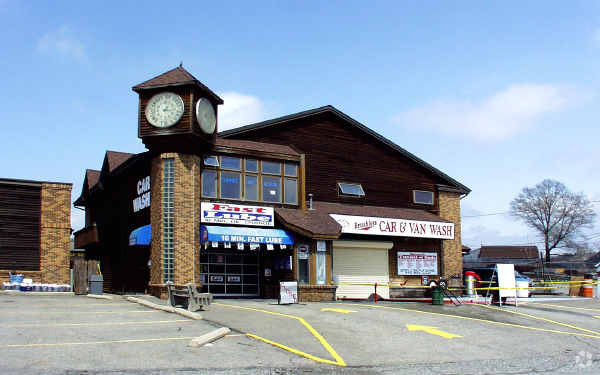 Primary Photo Of 11 Locust St, Pompton Lakes Carwash For Sale