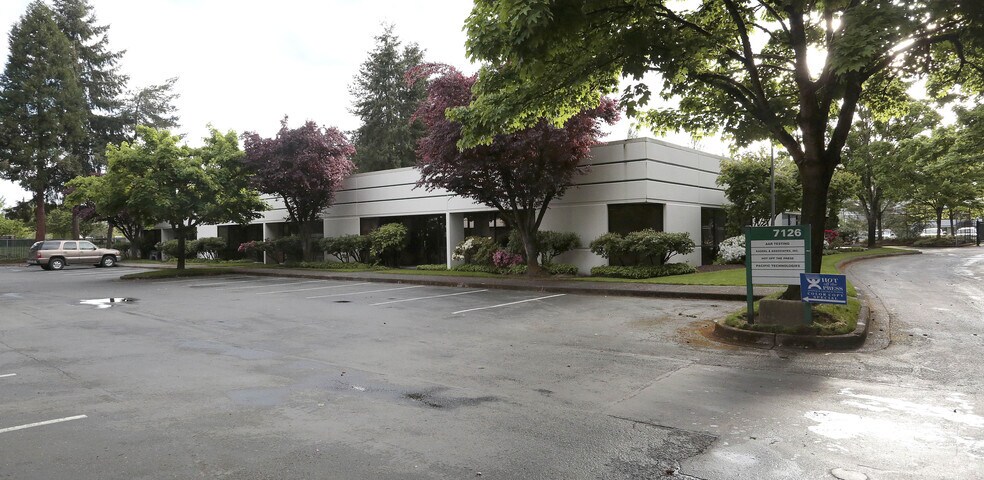 More Photos Of 7102 180th Ave NE, Redmond Unknown For Lease