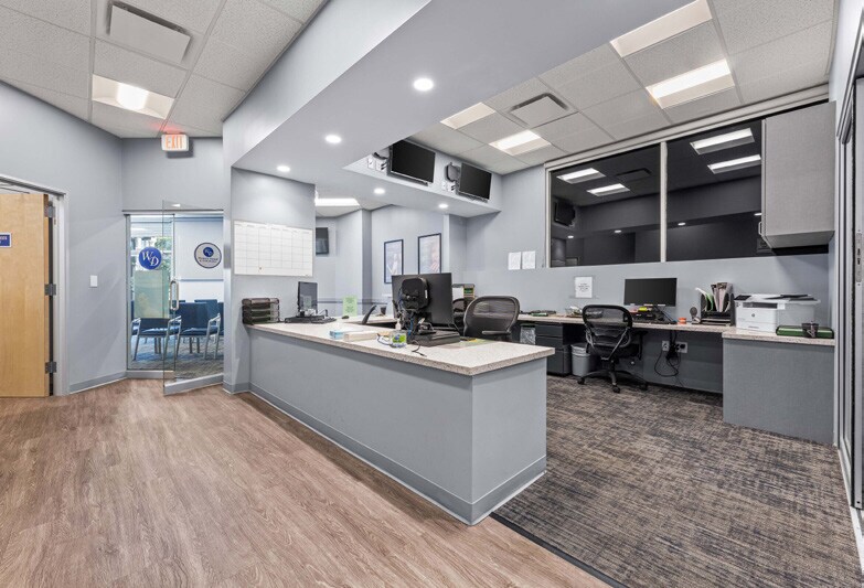 More Photos Of 18300 Sherman Way, Reseda Storefront For Sale