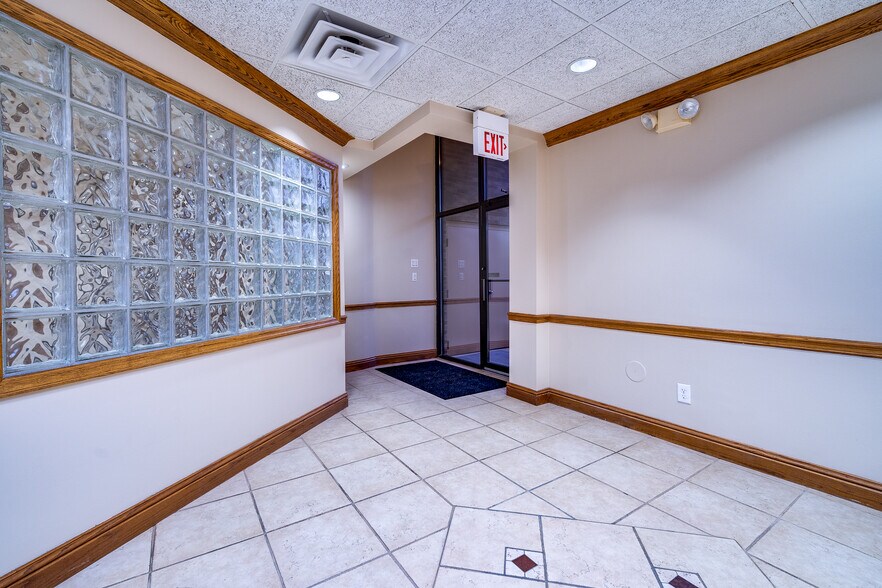 More Photos Of 7345 Far Hills Ave, Dayton Medical For Lease