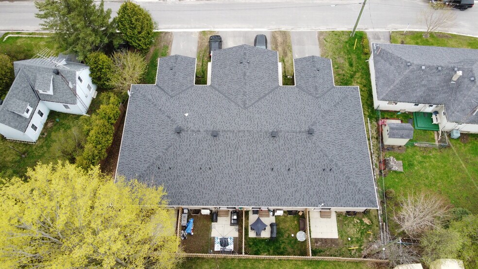 More Photos Of 32 David St, Spencerville Apartments For Sale