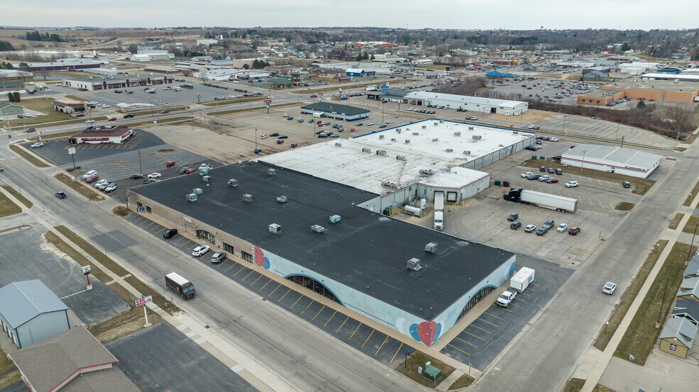 More Photos Of 128 W 8th St, Monroe General Retail For Sale