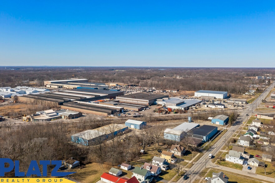 More Photos Of 1929 Larchmont Ave NE, Warren Warehouse For Sale