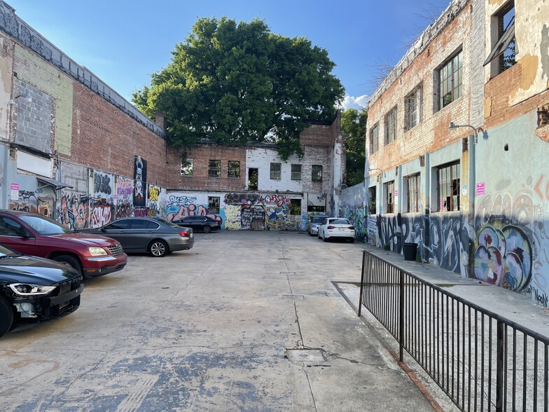 More Photos Of 555 Whitehall St SW, Atlanta Distribution For Lease