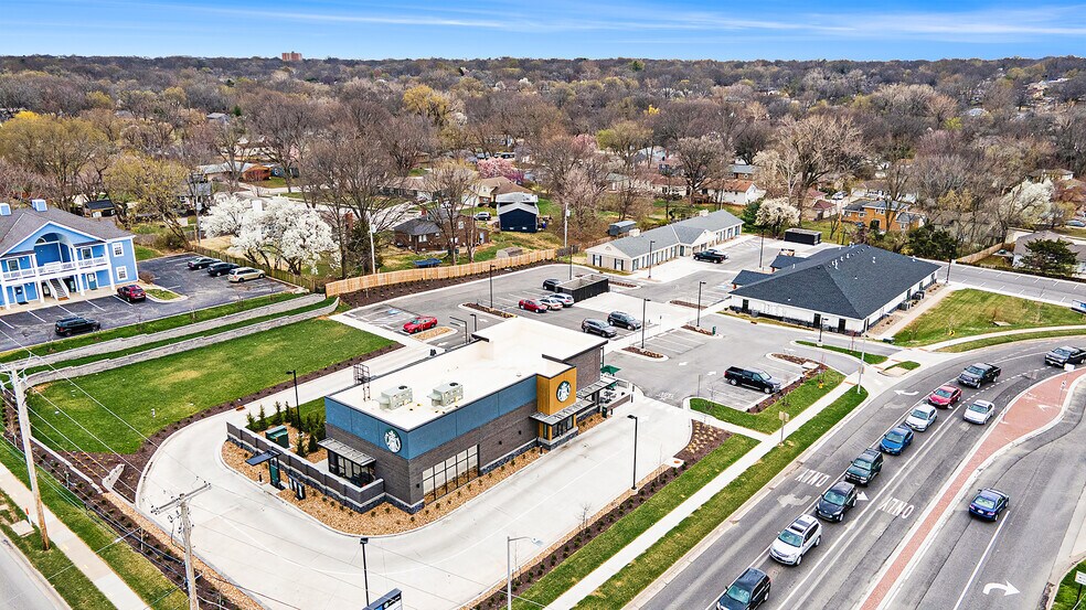 More Photos Of 9361-9369 W 75th St, Overland Park Office For Lease