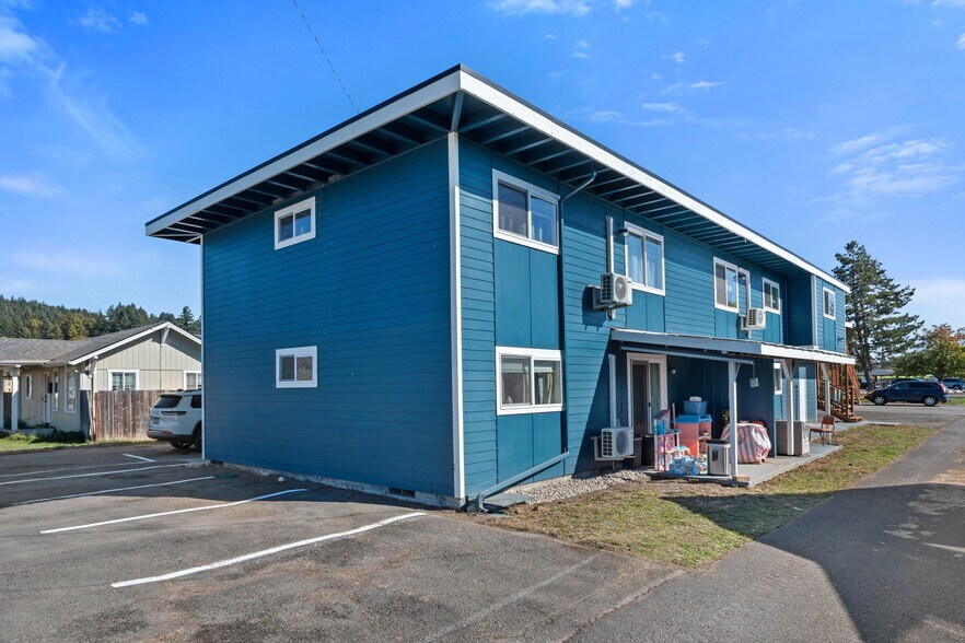 More Photos Of 1149 SW Cascade Ave, Chehalis Apartments For Sale