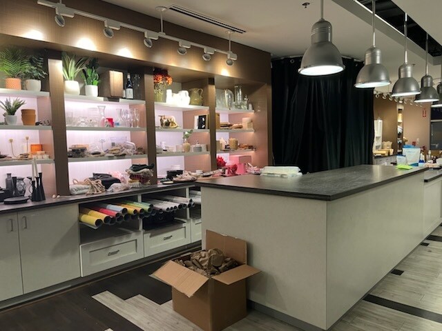 More Photos Of 7820 E Pleasant Valley Rd, Independence Loft Creative Space For Lease