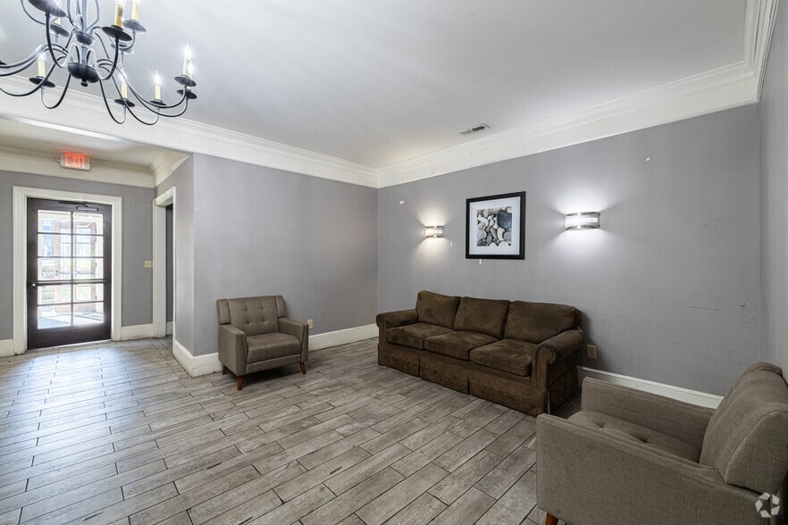 More Photos Of 8929 Old Number Six Hwy, Santee Hotel For Sale