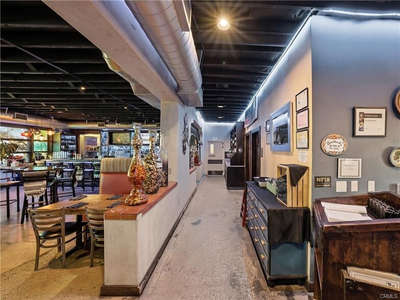More Photos Of 2927 Spring St, Paso Robles Restaurant For Sale