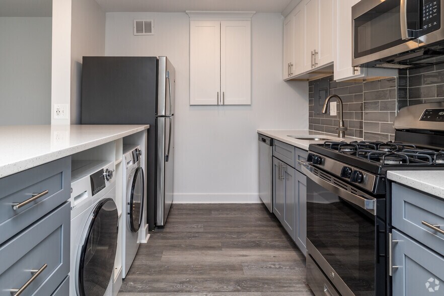 More Photos Of 8415 Bellona Ln, Towson Apartments For Lease