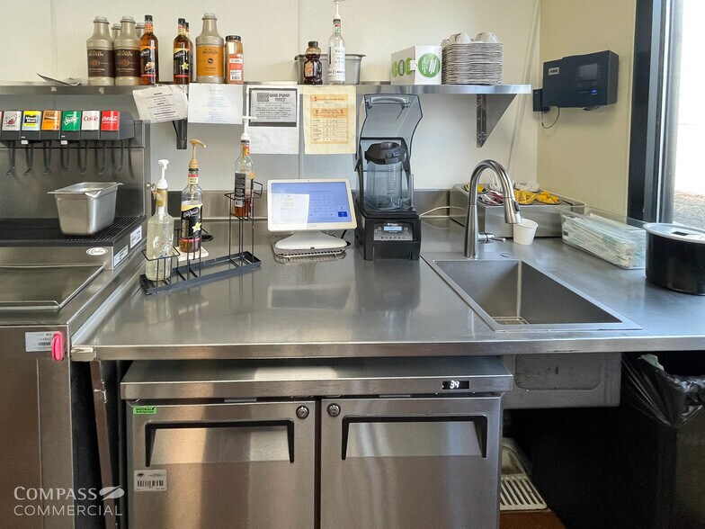 More Photos Of 805 NE 3rd St, Bend Restaurant For Sale