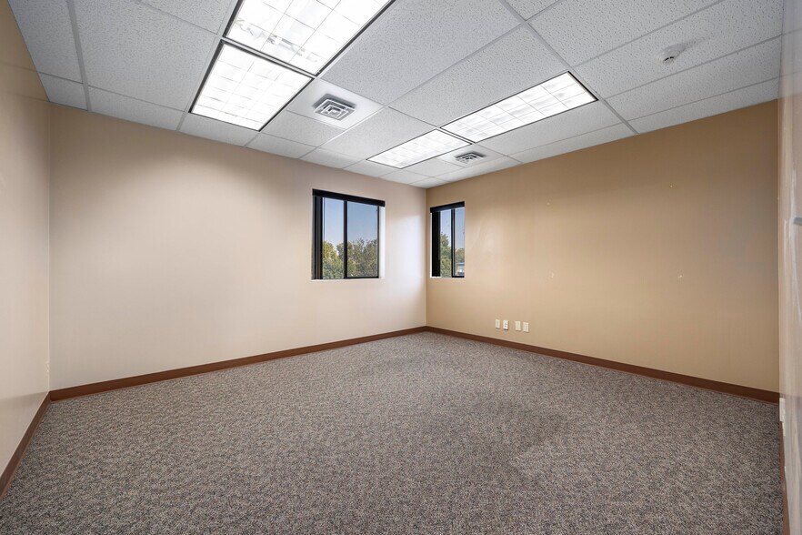 More Photos Of 829 Goethals Dr, Richland Office For Lease