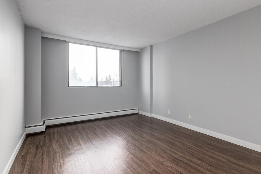 More Photos Of 2105 90 Av SW, Calgary Apartments For Lease