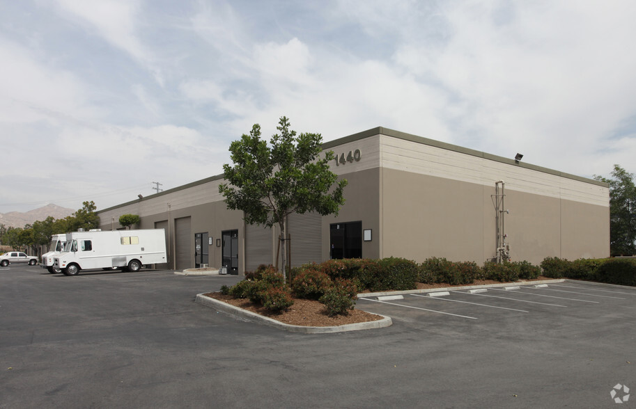 Primary Photo Of 1440 3rd St, Riverside Warehouse For Lease